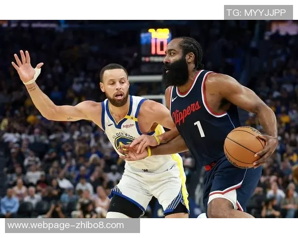 4月20日快船与勇士激战正酣谁能在季后赛中占据先机