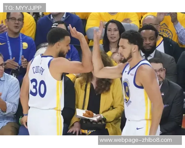 克莱汤普森单场狂砍37分助勇士战胜国王精彩回顾